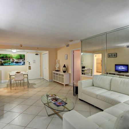 Private Apartments By Vacations On ไมอามีบีช ภายนอก รูปภาพ