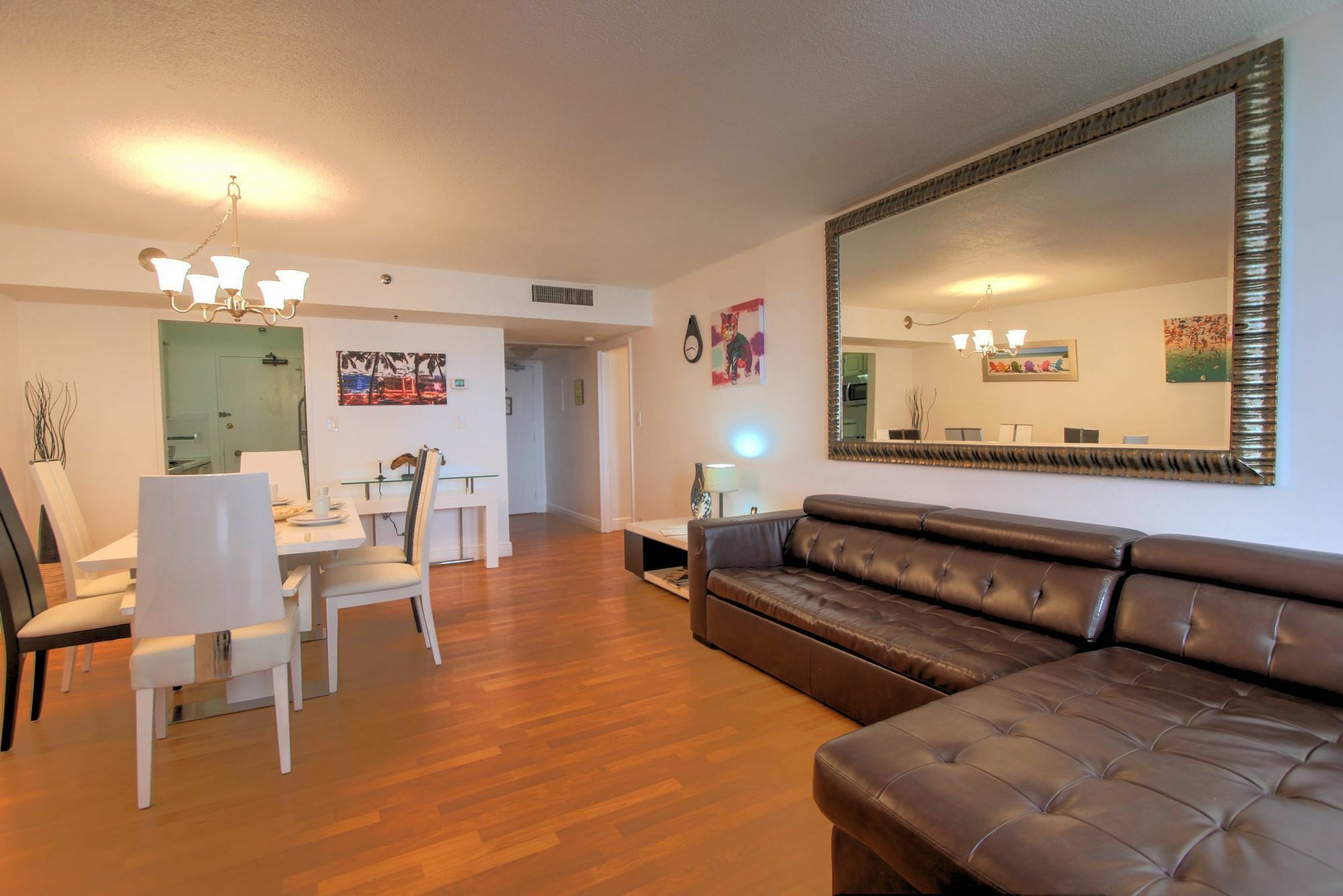 Private Apartments By Vacations On ไมอามีบีช ภายนอก รูปภาพ