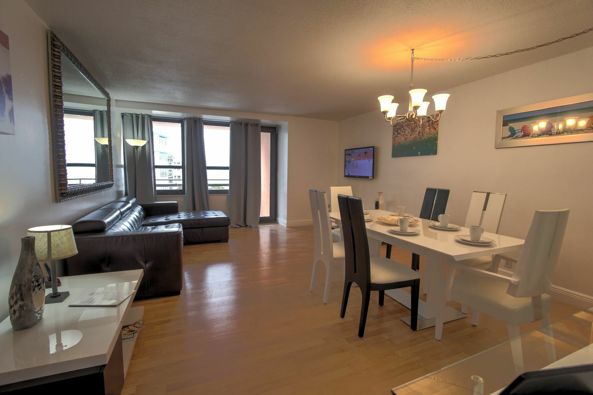 Private Apartments By Vacations On ไมอามีบีช ภายนอก รูปภาพ