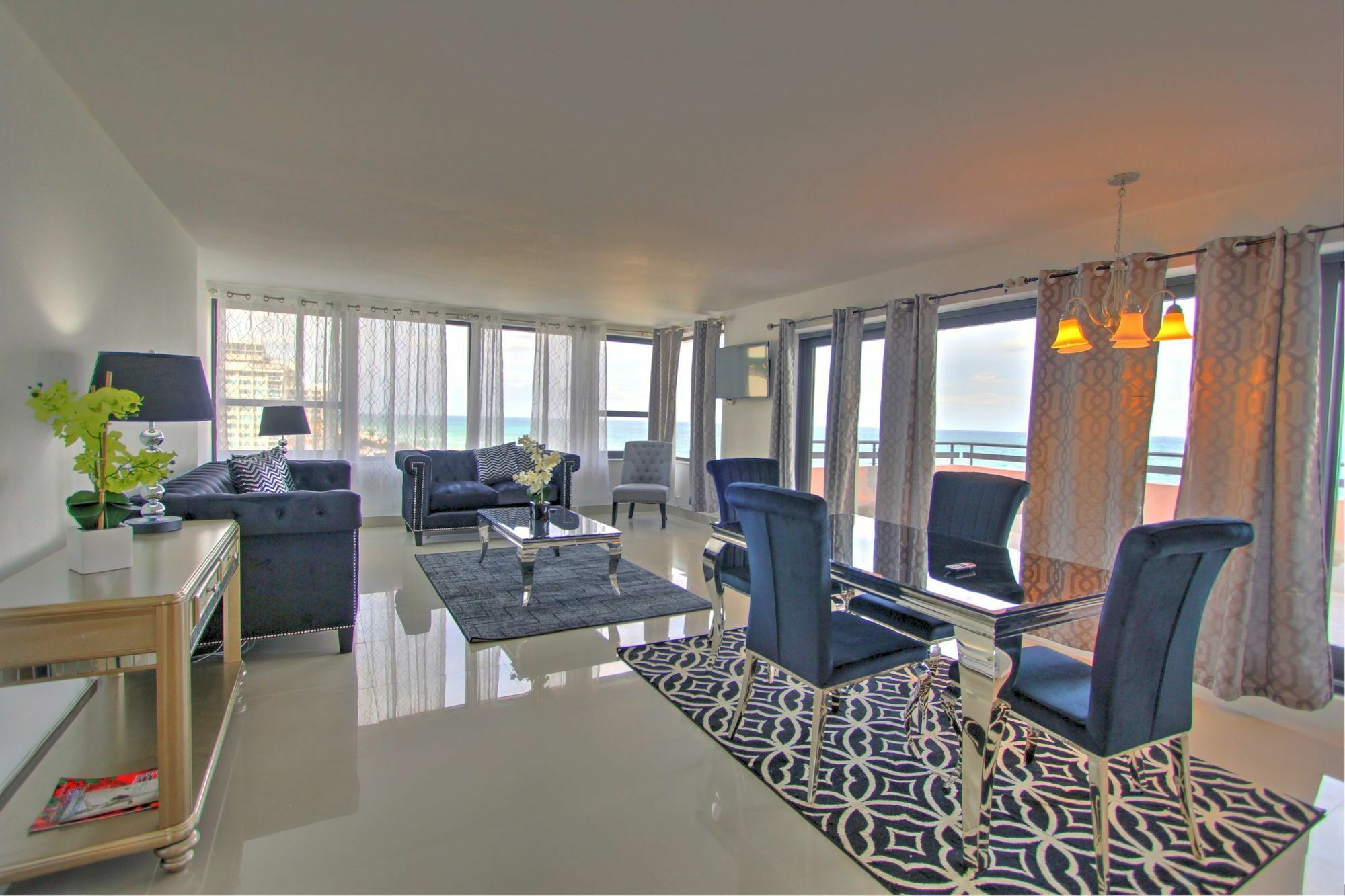 Private Apartments By Vacations On ไมอามีบีช ภายนอก รูปภาพ
